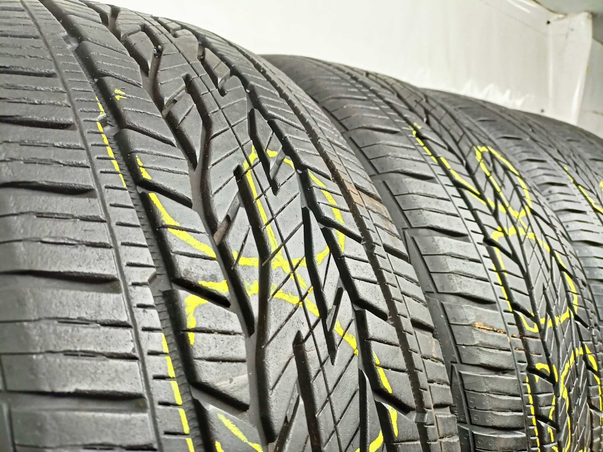 Continental CrossContact LX2 225/55/18 19r 98V 2x8,2mm 2x7,9mm (3906)