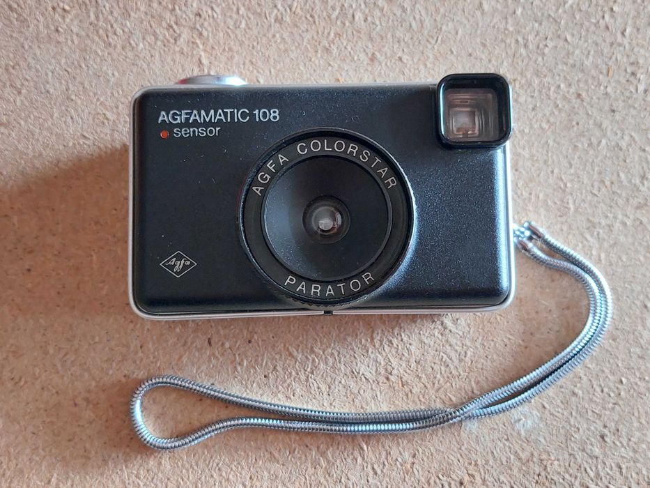 Máquina fotográfica Agfamatic 108
