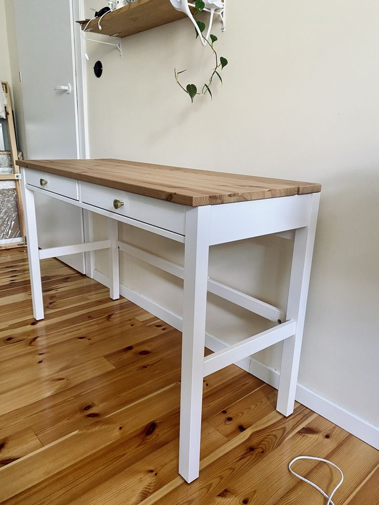 Biurko drewniane Hemnes ikea 120 x47 cm