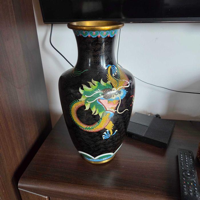 Wazon Cloisonne z Chin lata 50-te XX w.