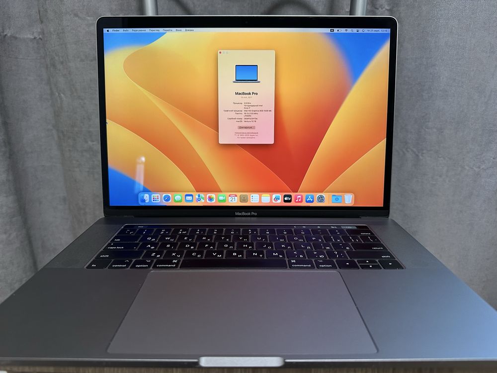 Продам Macbook pro 15 (2017) A1707 512Gb