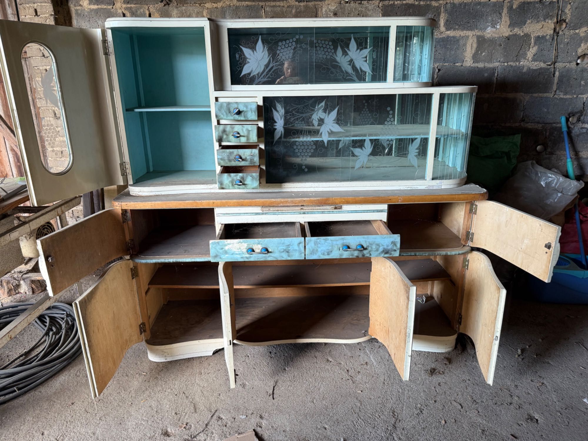 Stylowy kuchenny kredens vintage z lat 50/60. – oryginał