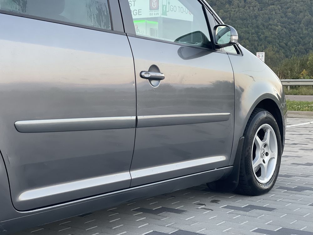 VW Touran 2.0 TDI Maximal