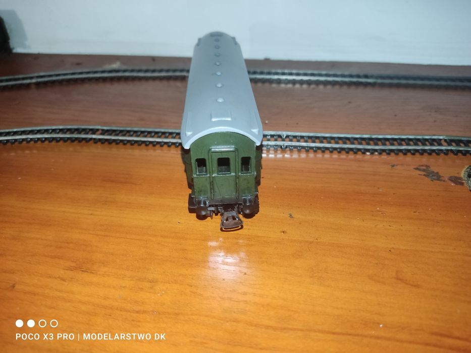 Piko wagon osobowy 3 klasy SCHICHT w skali H0 1:87 kolejka makieta