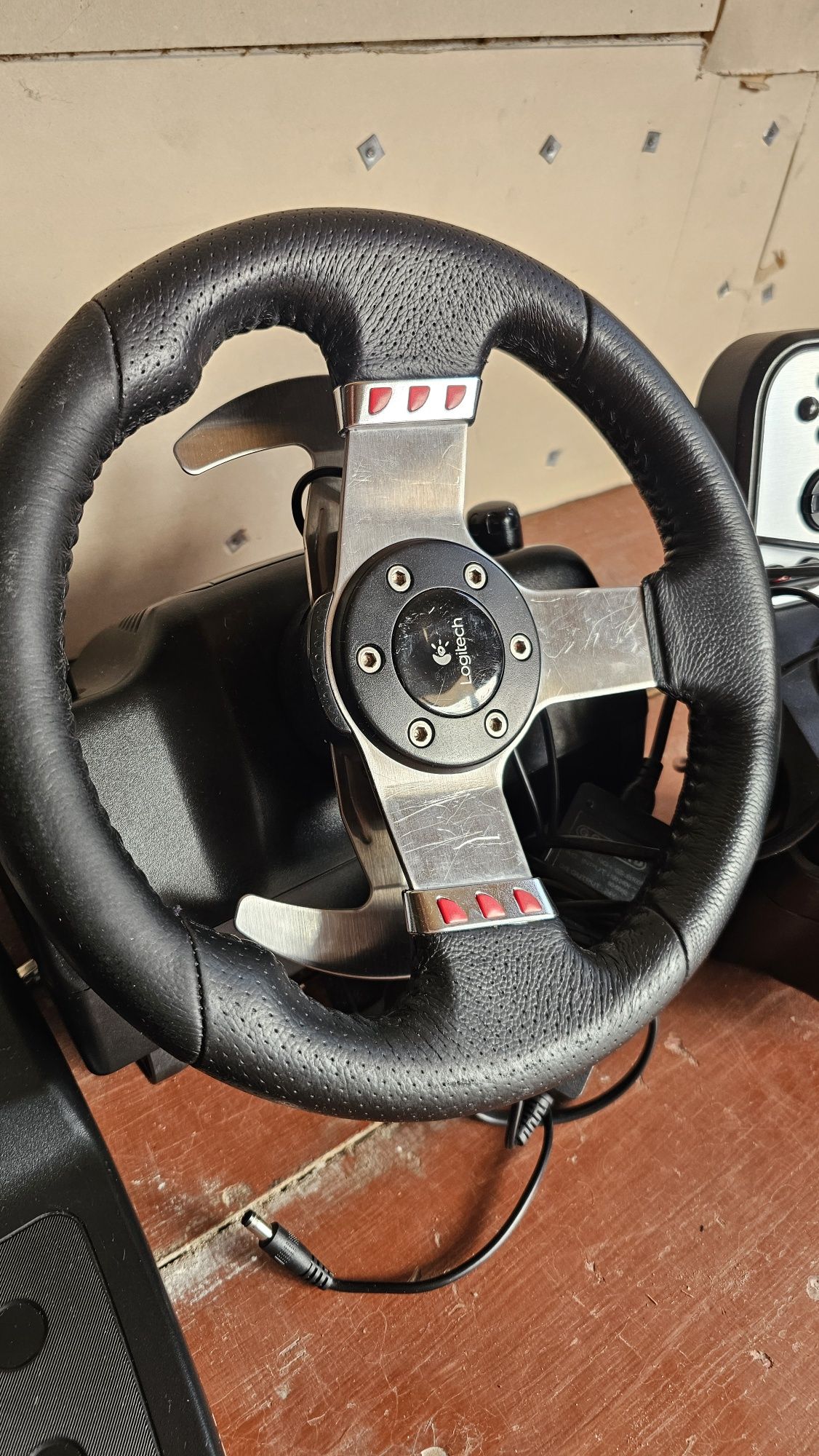 Ігровий руль logitech g27