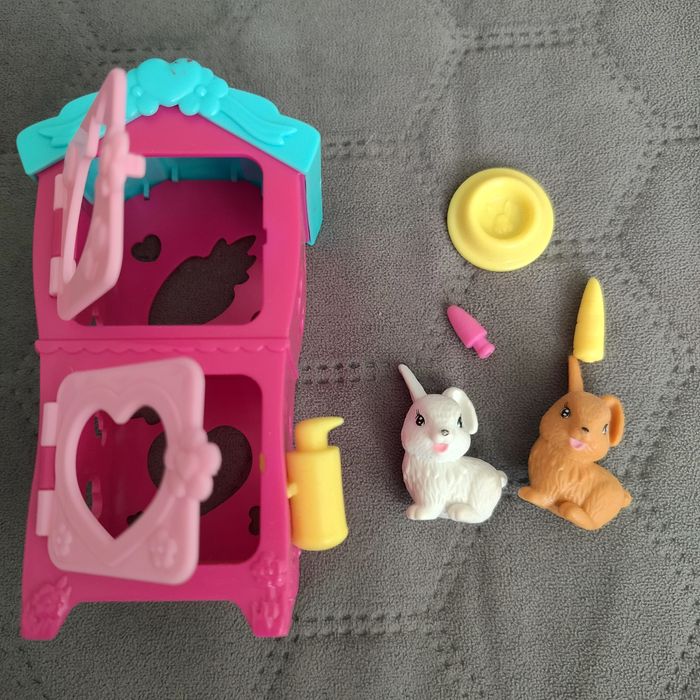 Іграшки для дівчинки enchantimals набір лікаря