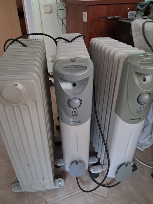 Радіатор масляний Delongi, електричний. Працює.