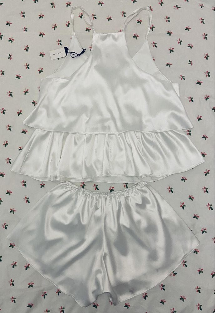 Nowa biała satynowa piżama 36 S komplet zestaw Top spodenki szorty