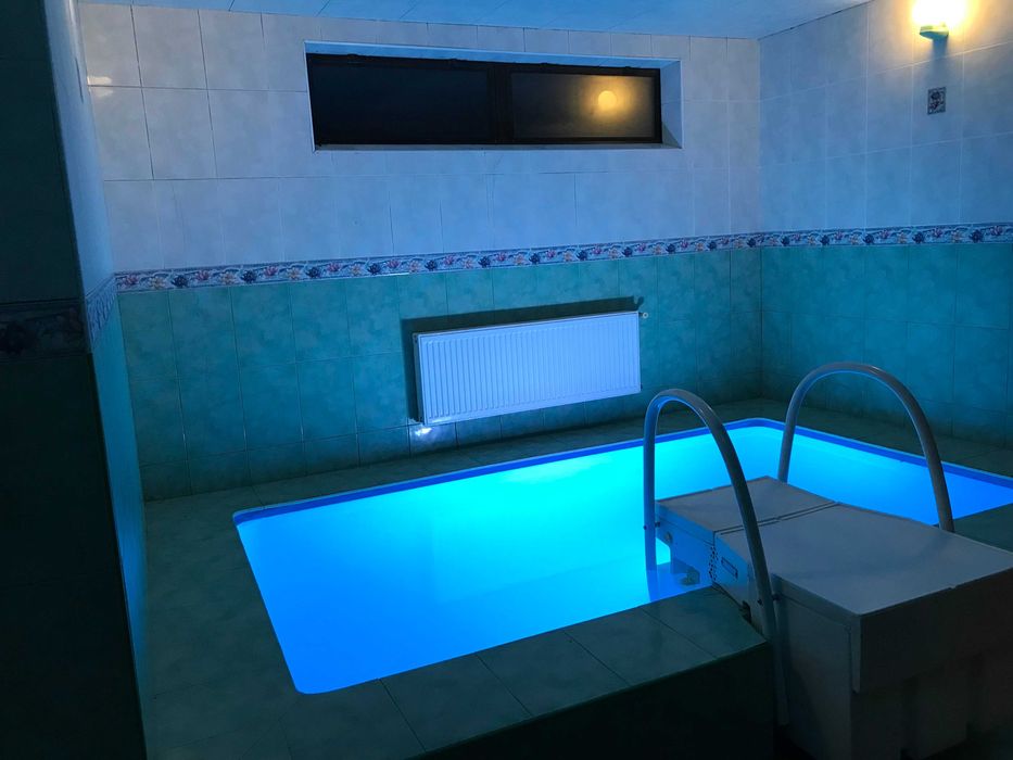 Баня на дровах в Крыжановке Дом с Цепями с бассейном