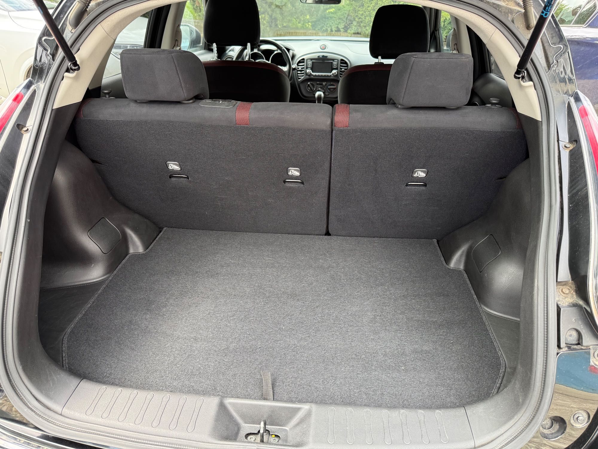 Nissan Juke 1.6 DIG-T 190KM 4x4 Nismo
