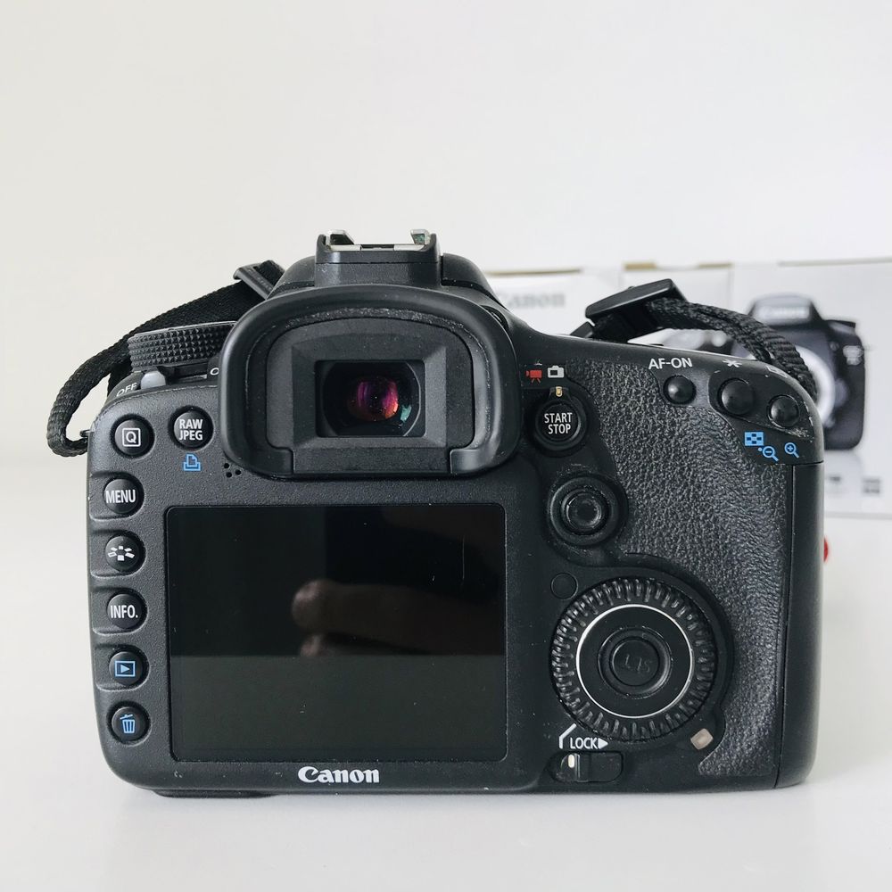 Canon 7d (кроп зеркалка)