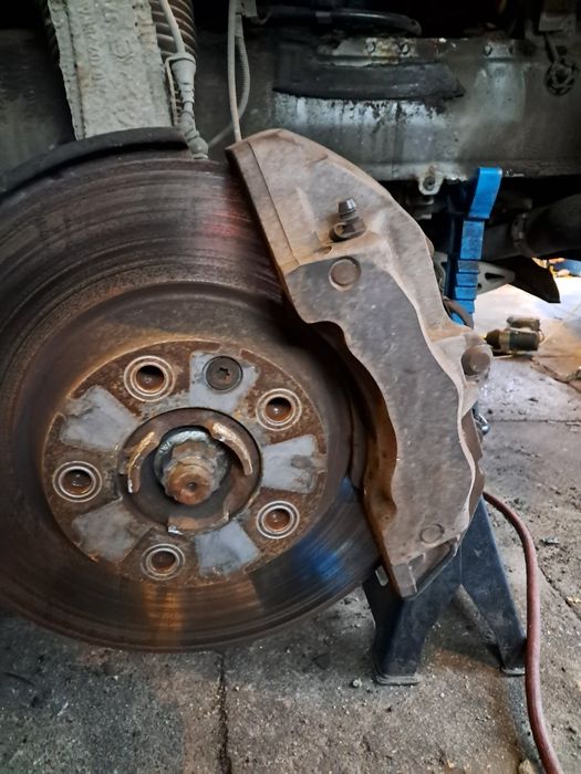 Zaciski hamulcowe kpl. 18ZR 18ZL Audi Q7 4L  3.0tdi