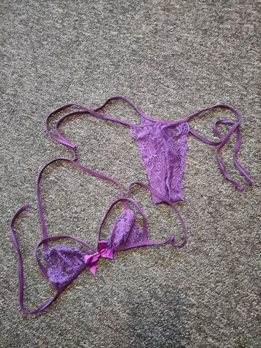 Bielizna erotyczna fioletowa