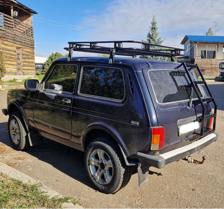 Универсальный багажник на крышу авто для ВАЗ Нива + крепления