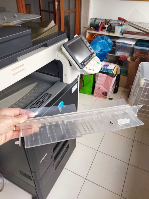 fotocopiadora OLIVETTI a cores