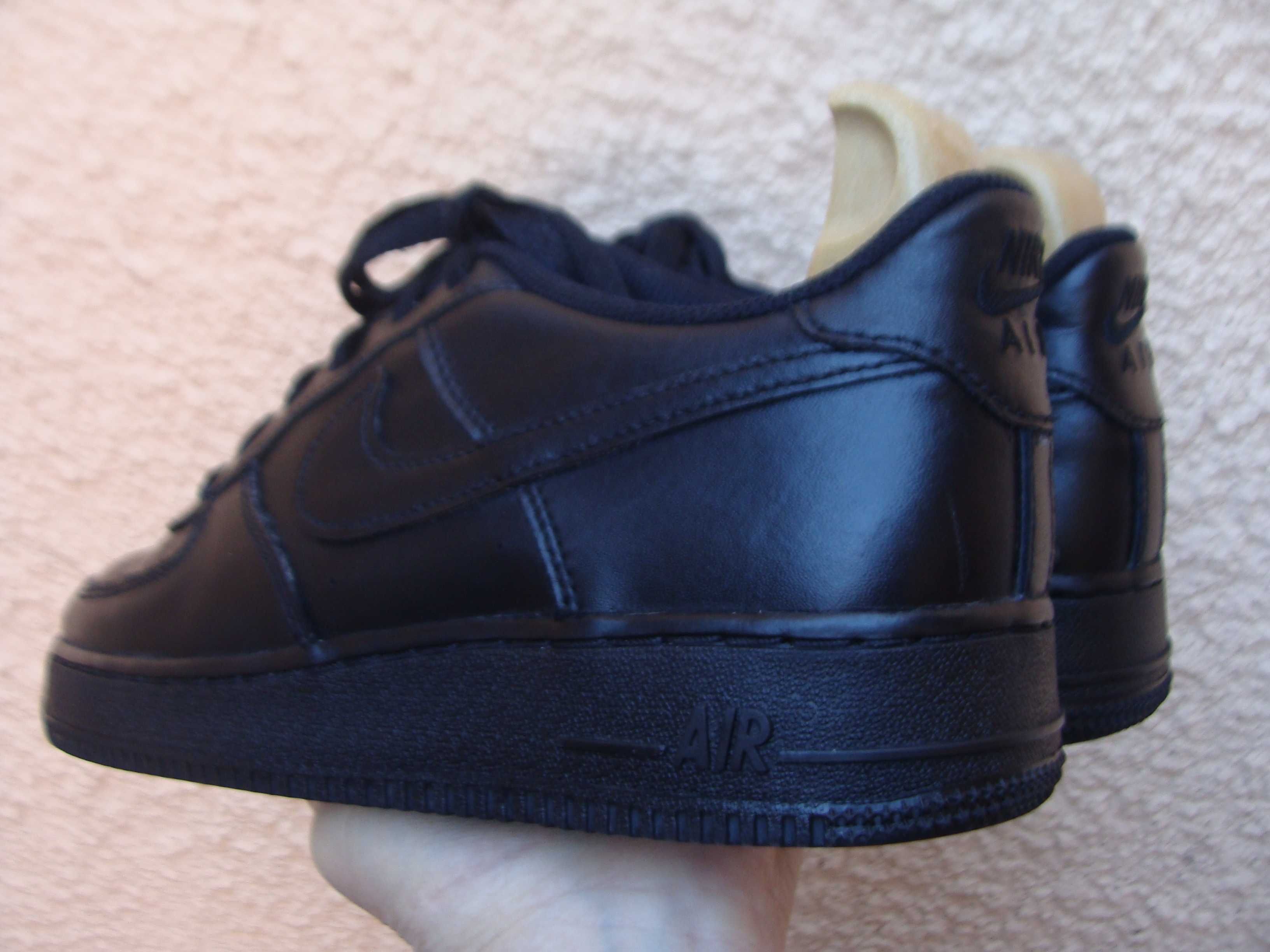 39/25 см Nike force 1 кроссовки черные кожаные оригинал