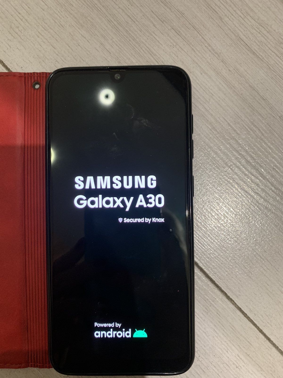 Телефон Samsung Galaxy A30, black
Телефон в отличном состоянии, в чехл