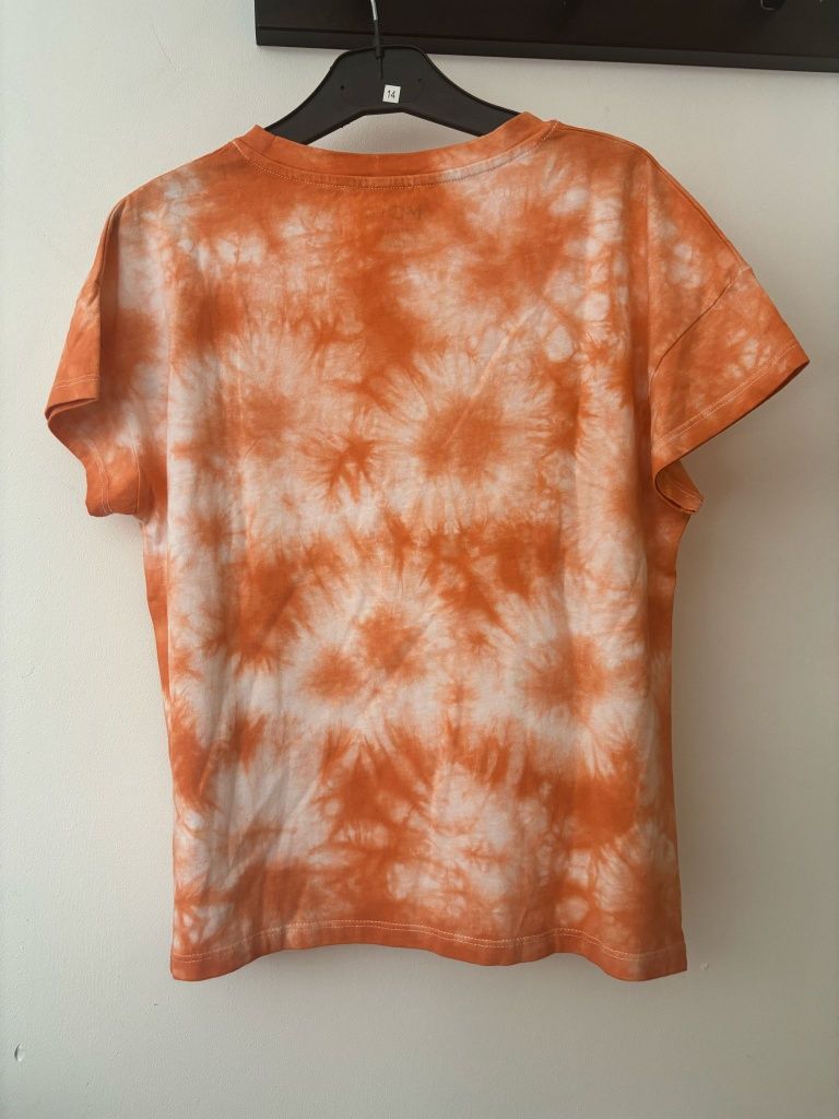 T-shirt laranja nova