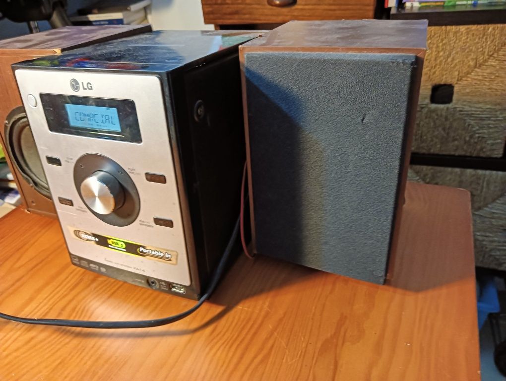 Aparelhagem LG com leitor de CD, MP3 etc*