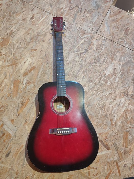 Gitara akustyczna- uszkodzona