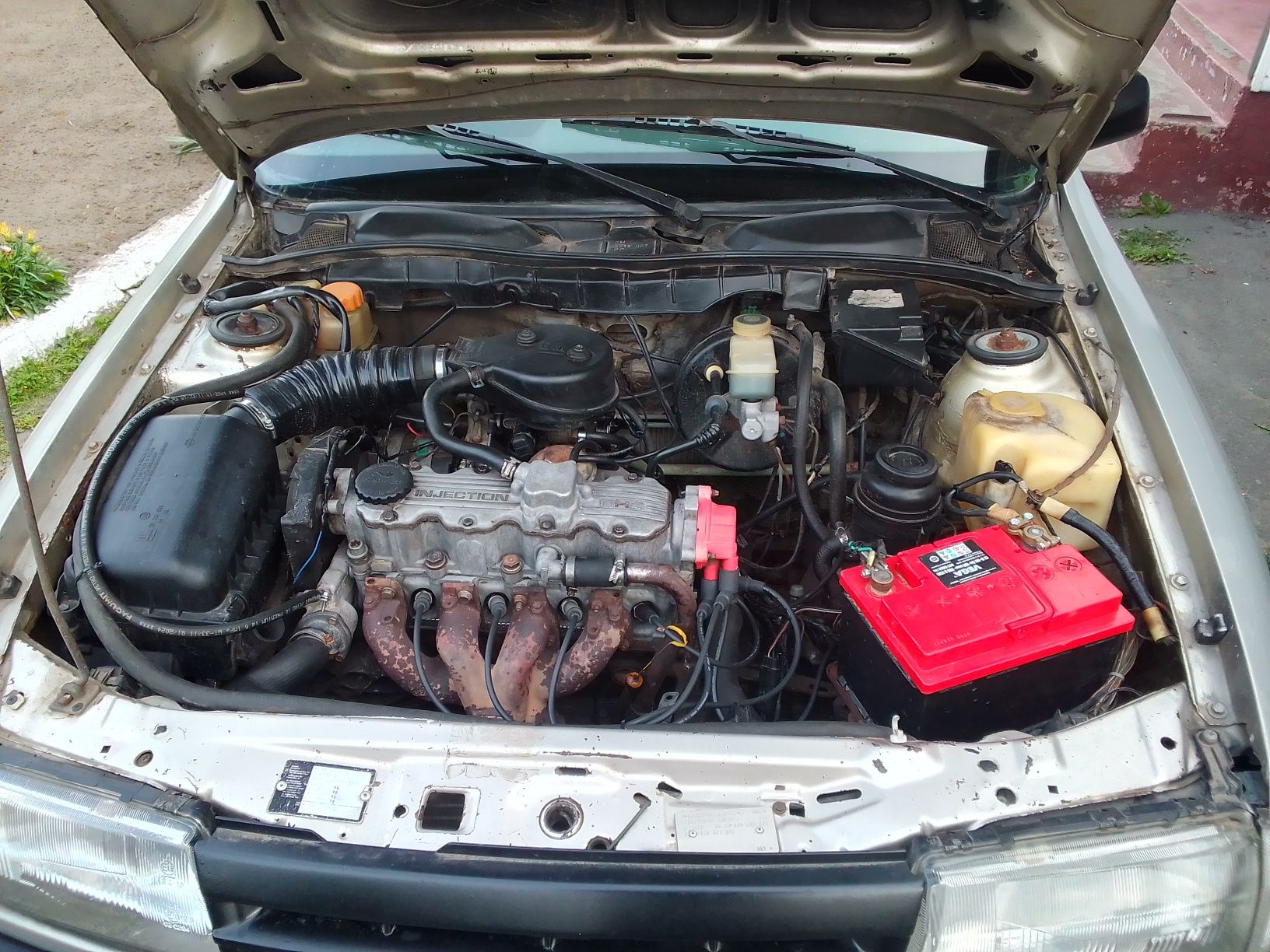 Продам Opel vekta 1.8 бензин