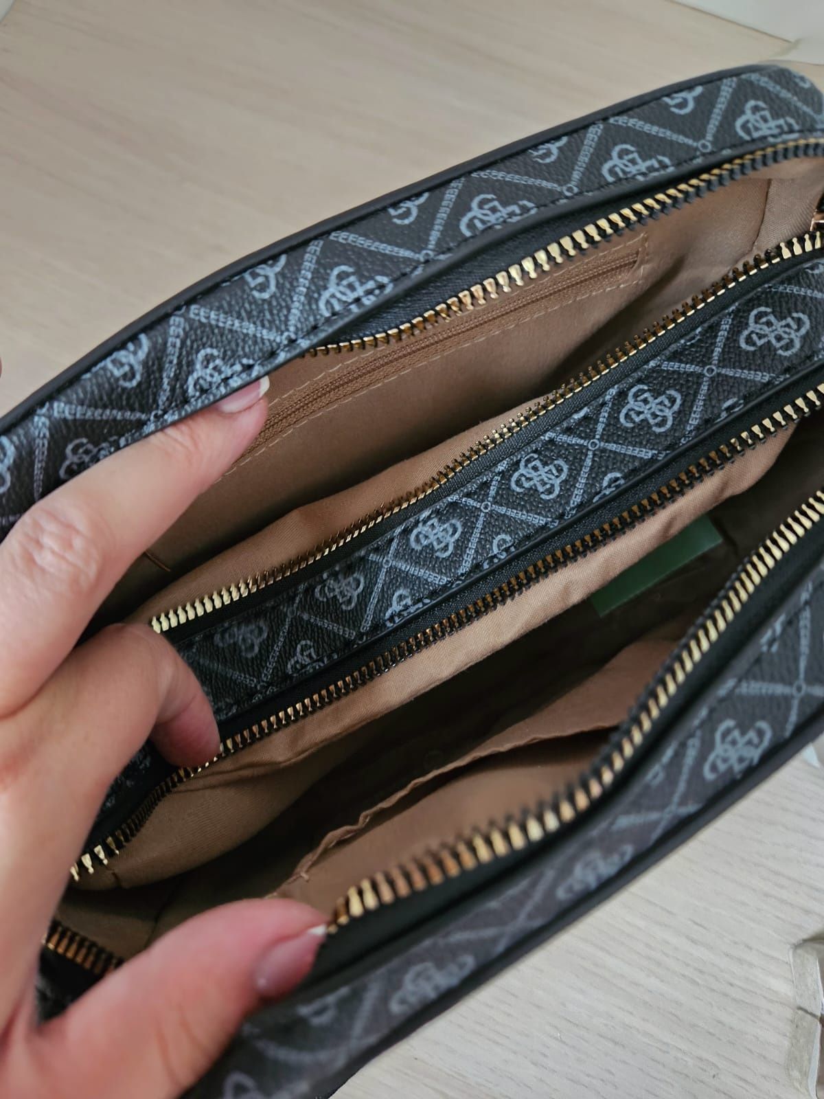 Torebka damska guess