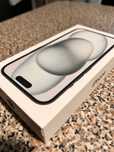 iPhone 15 nowy salon Play