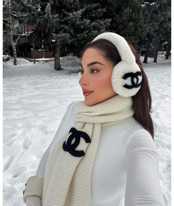 Навушники Chanel