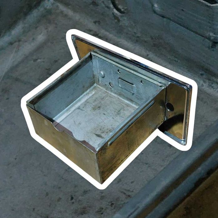 Пепельница Ваз 2106 2103 СССР / попільничка Ваз 2106