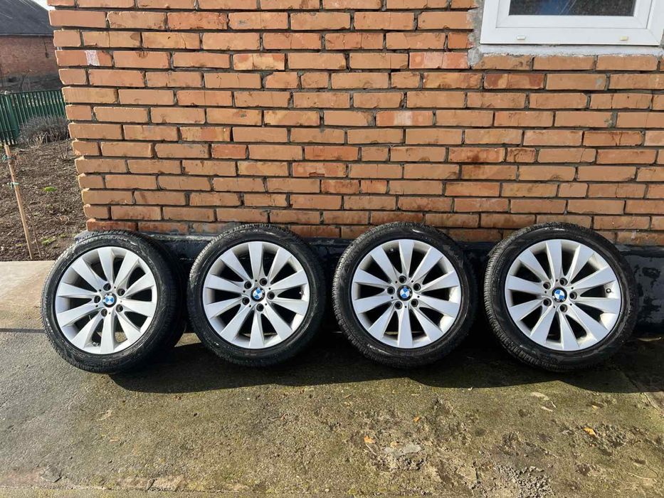 Продам резину 225/50 R17 2022 р та  диски BMW 5/120 413 стиль