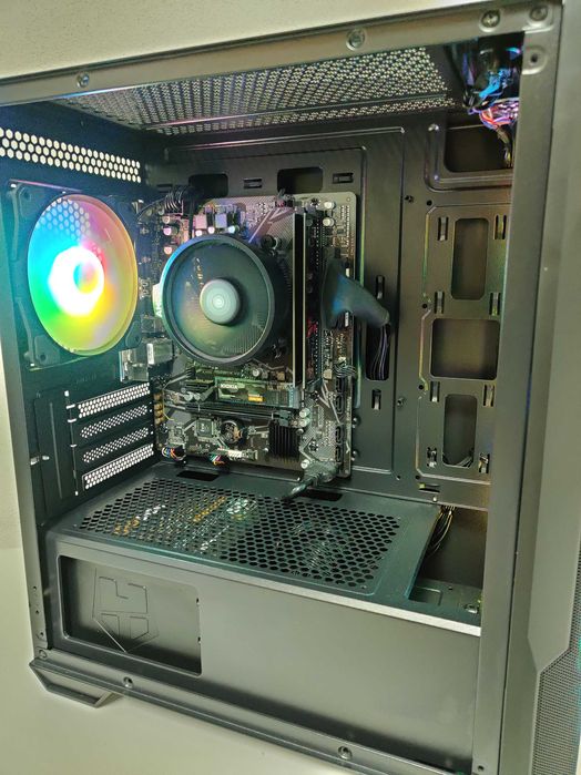 PC Ryzen 5 5600G | 16GB RAM | 500GB NVMe | Micro-ATX ARGB