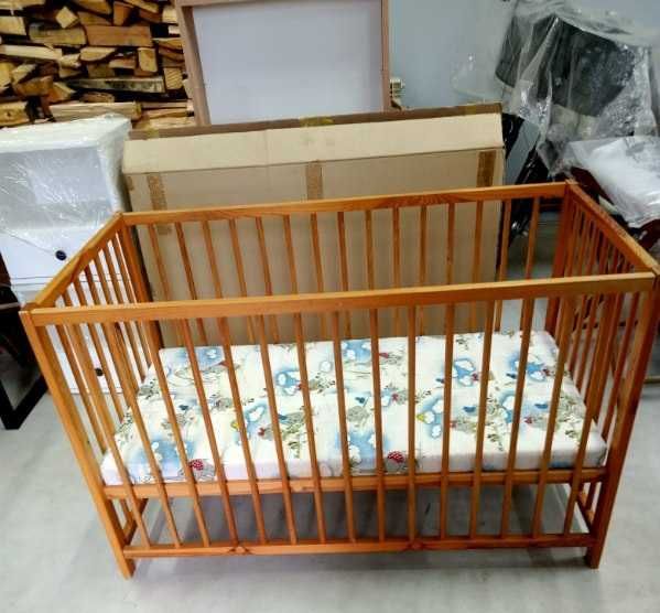 Drewniane łóżeczko  dziecięce