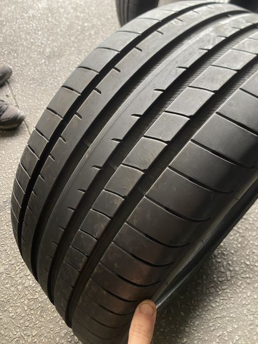 Pneus 255/40/18 Goodyear Eagle F1 ASYM - Semi-Novos