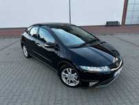 Honda Civic 1,8_VTEC_CZARNY_Opłacony