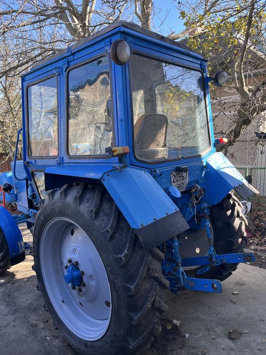 МТЗ 82. Трактор.