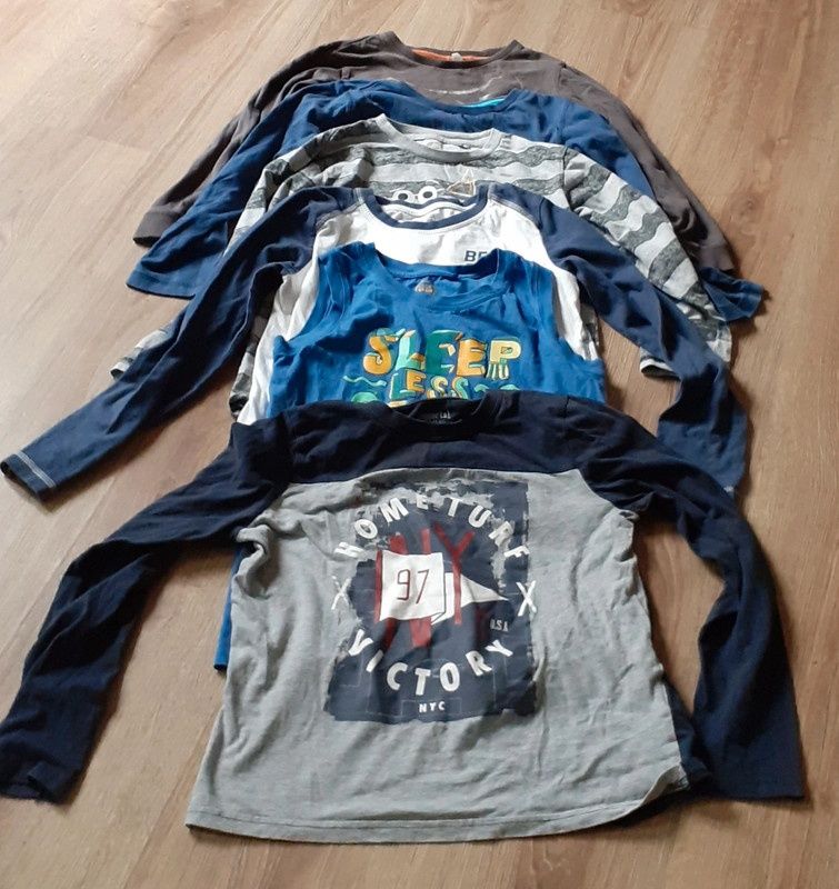 Zestaw ubrań dla chłopca 134 bluzki tshirt lato 134/140