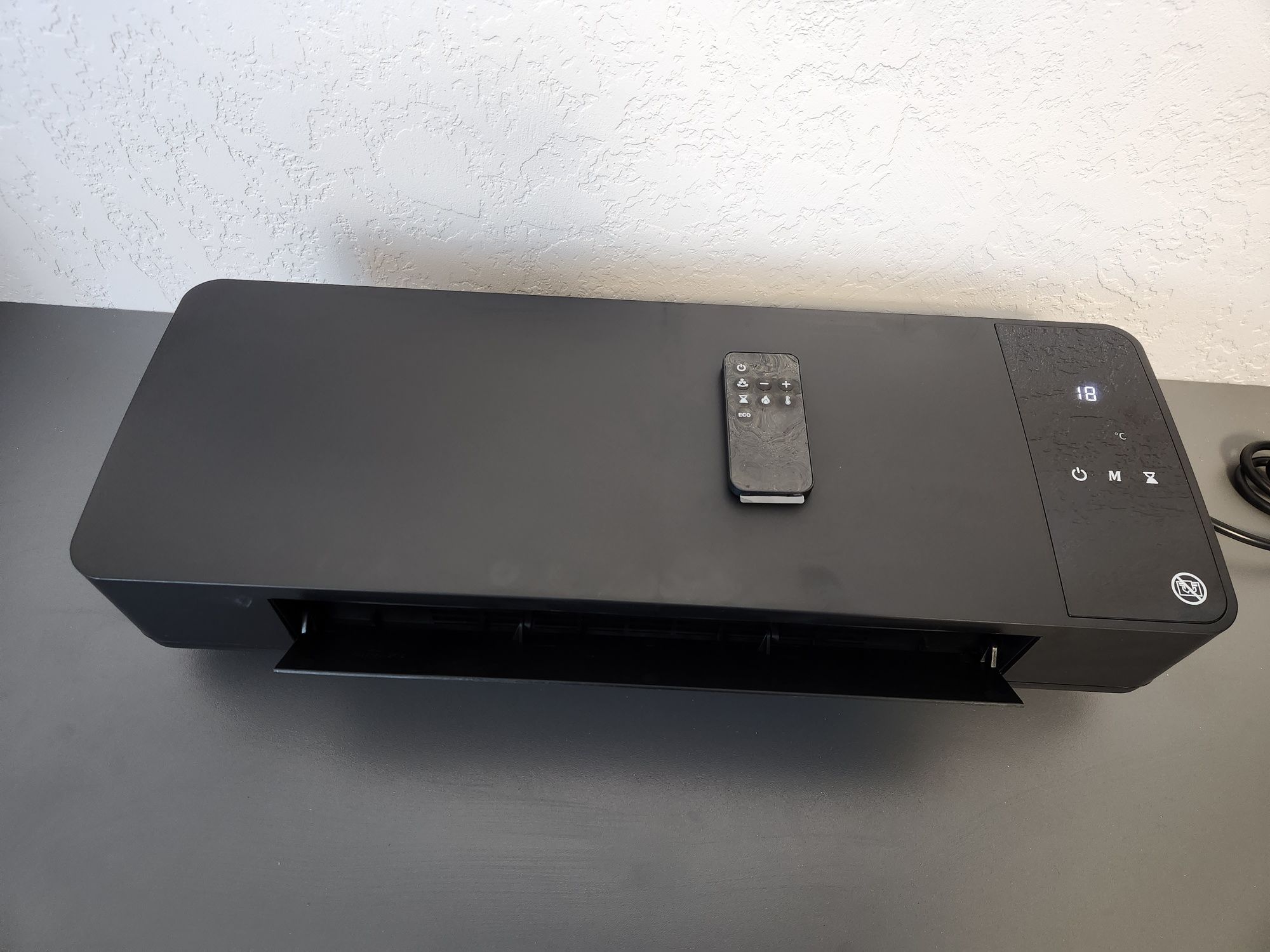 Керамічний настінний нагрівач switch on