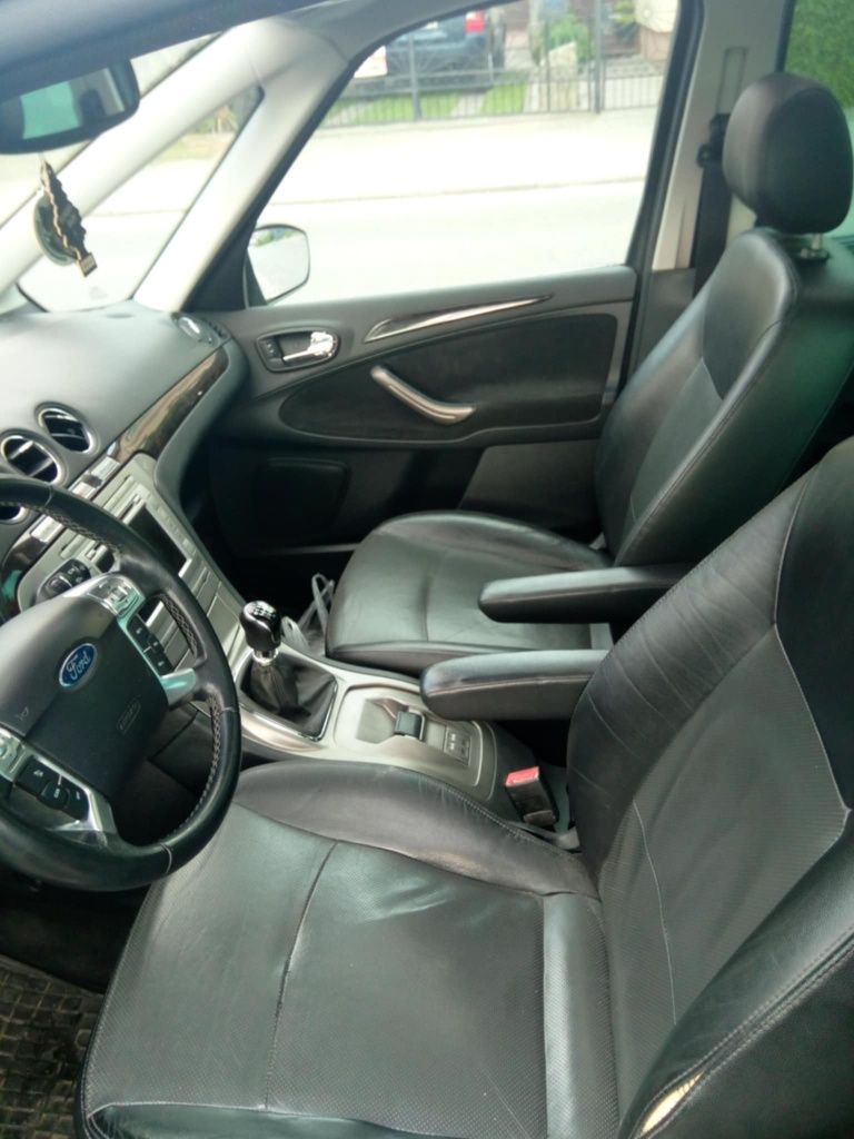 Sprzedam Ford Galaxy 2.0