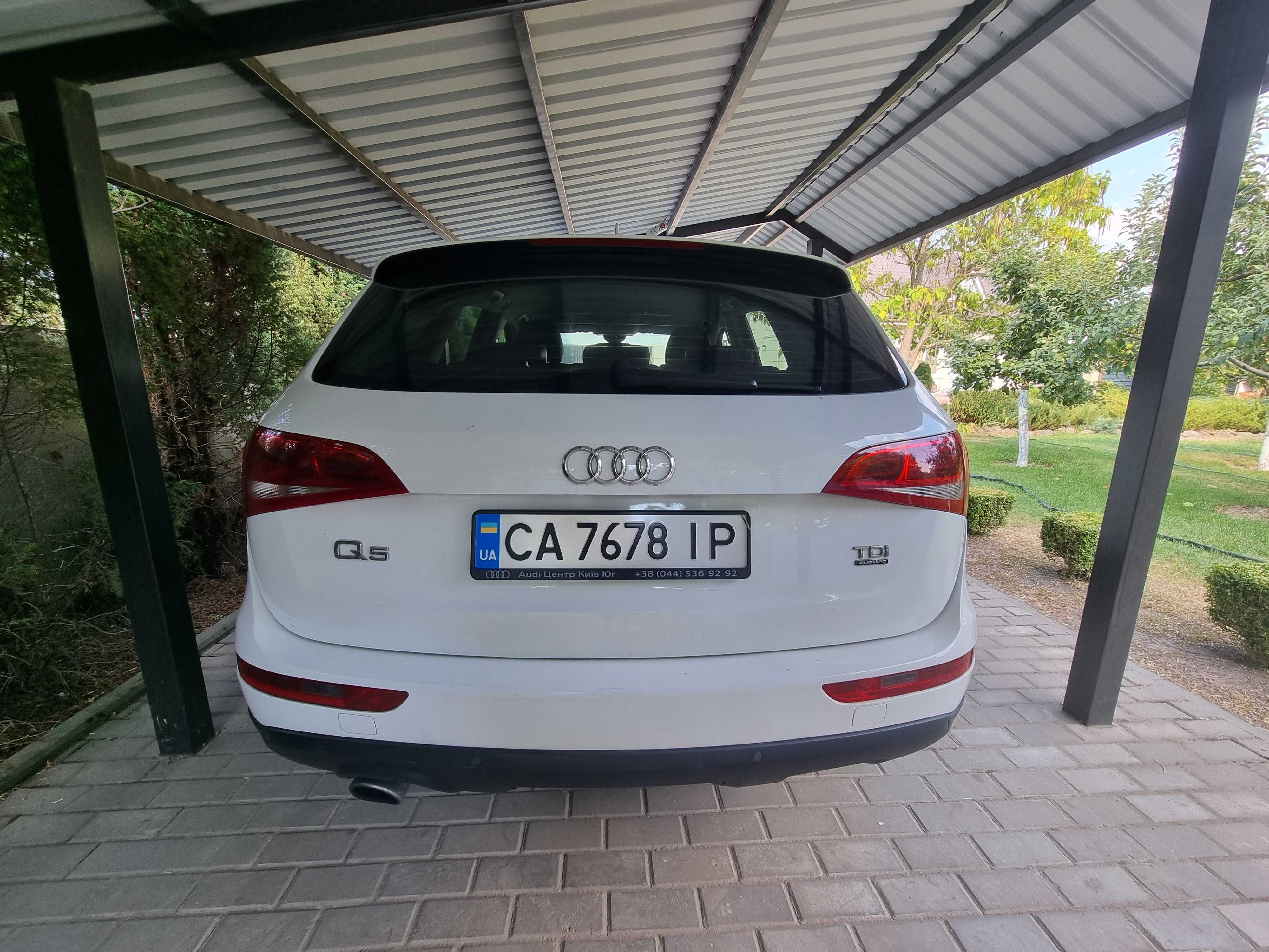 Audi Q5 2012  Typ 8R