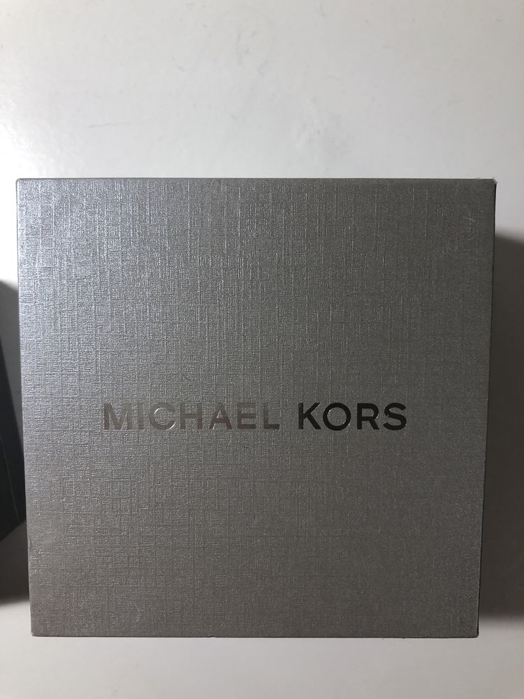 Pudełka na biżuterię Michael Kors