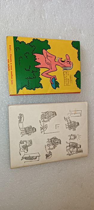 2 antigos livros BD crônica alegre e o mundo ri