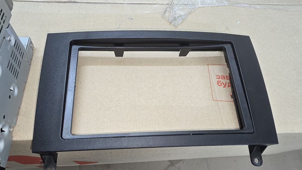 Продам магнітолу піонер з перехідною рамкою Спринтер 313