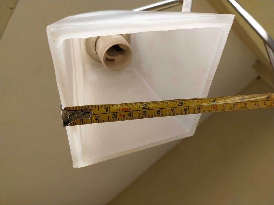 Candeeiro de teto / suspensão com 3 campânulas de vidro, moderno