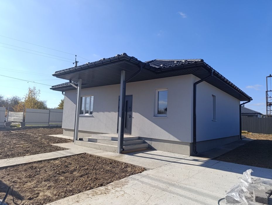 Продаж будинку 95 м2 та 5.5  соток землі в 15 км від Києва.Єоселя