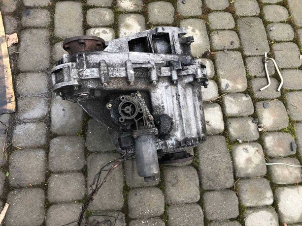 Роздавальна коробка 2.7D Land rover Discovery 3 2004 - 2009