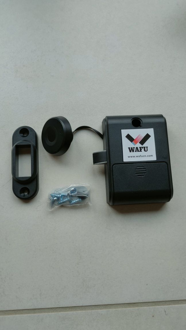 Zamek Smart z czytnikiem biometrycznym Aplikacja
