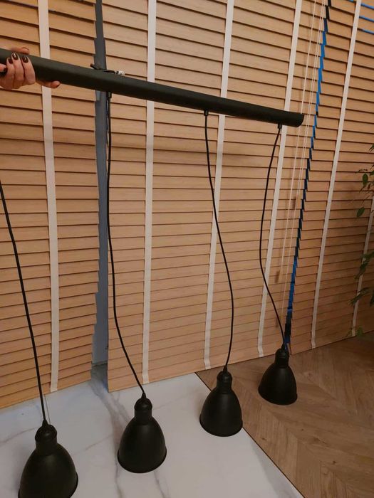 lampa czteropunktowa