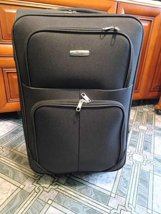 Валіза чемодан на колесах з ручкою Вінкс новий