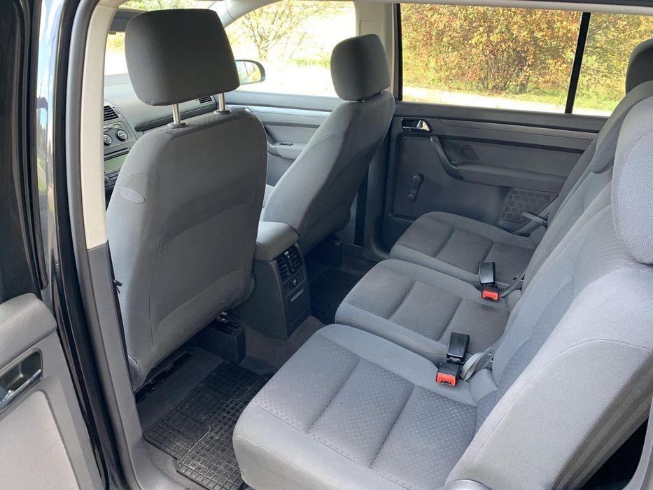 Продам Volkswagen Touran