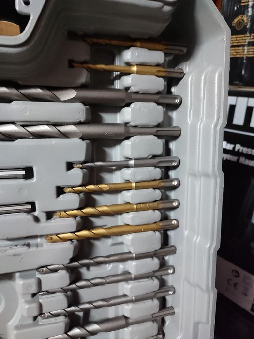 Перфоратор з Англії